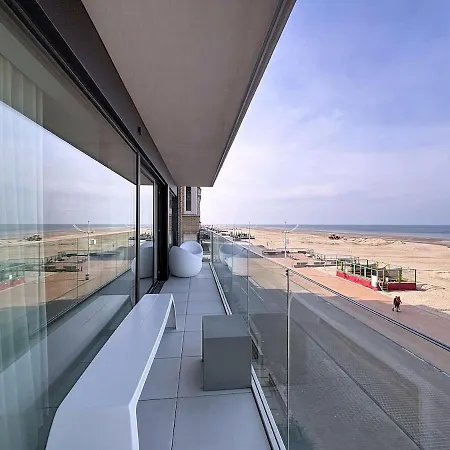 Flat Virginia - With Amazing Seaview *