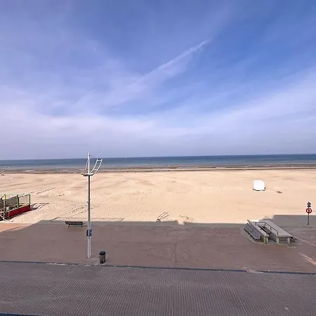 Flat Virginia - With Amazing Seaview *