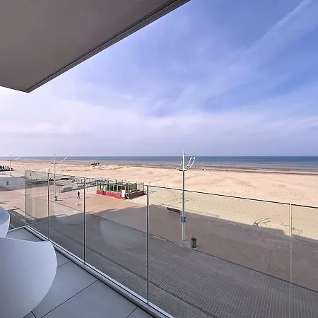 Flat Virginia - With Amazing Seaview Διαμέρισμα Koksijde